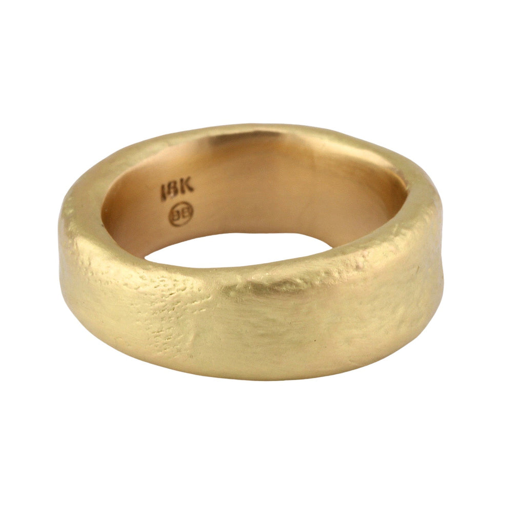 
                      
                        Front-facing view of Perry band by Betsy Barron Jewellery in 18k Yellow Gold
                      
                    