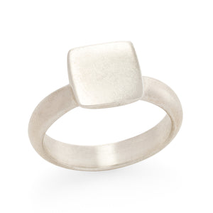 
            
                Load image into Gallery viewer, Square Signet Ring in sterling silver
            
        